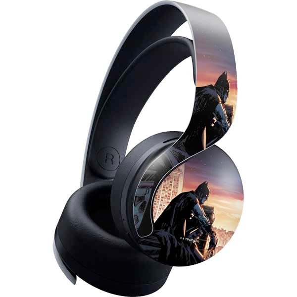 Skinit Decal Gaming Skin Compatible with Pulse 3D Wireless Headset for PS5 - Officially Licensed DC Comics Batman War on Crime Cover (Brazil) Design