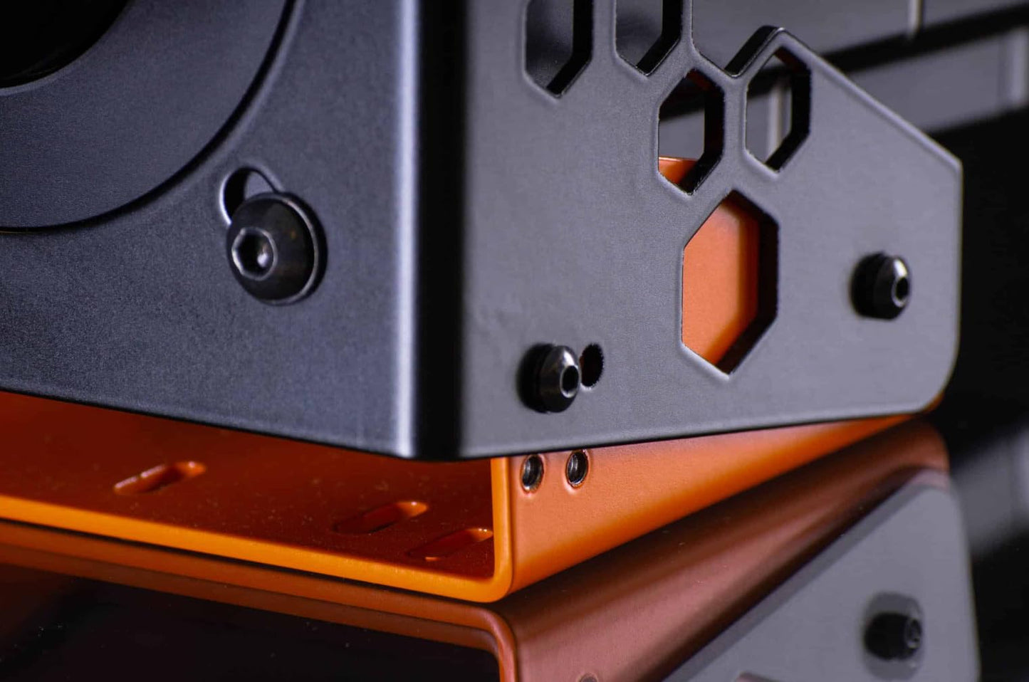 SIMUCUBE Heavy-Duty Steel Mount for 2 Wheelbases & Direct Drive FFB Bases - Black, Model SCMOUNT