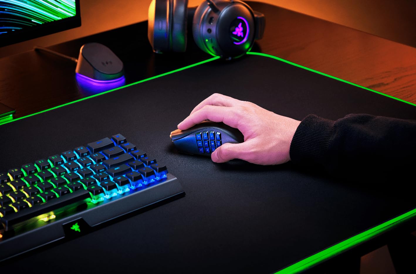 Razer Naga V2 HyperSpeed Wireless MMO Gaming Mouse - 19 Programmable Buttons, Black, Renewed