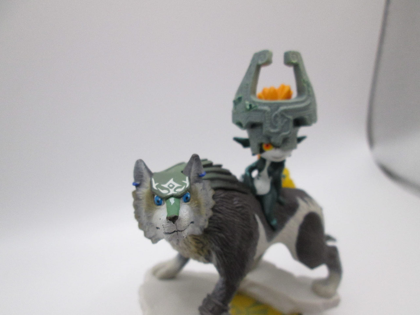 Nintendo Wolf Link Amiibo - The Legend of Zelda Series, Multicolor, Model 820000