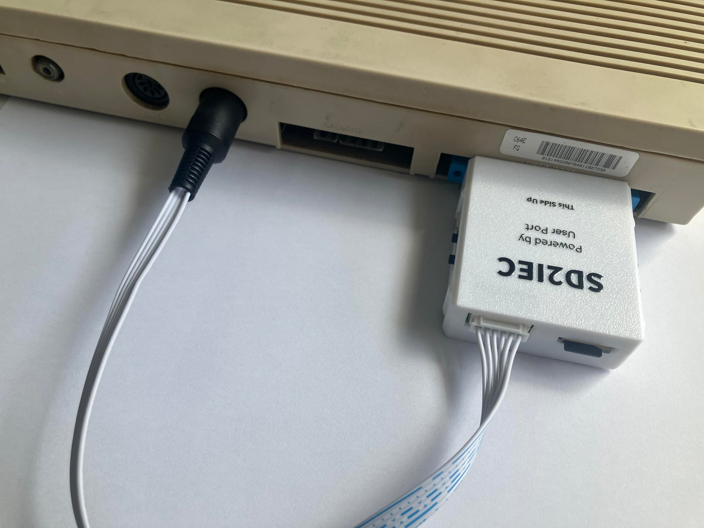 Micro SD Card Reader (SD2IEC) for Commodore 64  Powered by User Port