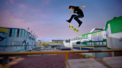 ACTIVISION Tony Hawk's Pro Skater 5 - Standard Edition - Xbox One - Model 77068 - Black