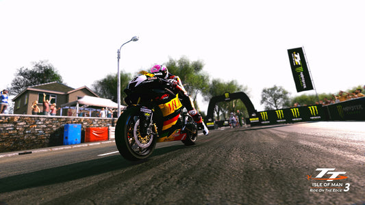 Maximum Entertainment TT Isle of Man: Ride on the Edge 3 (XSX) - Xbox Series X Game, Model 351876