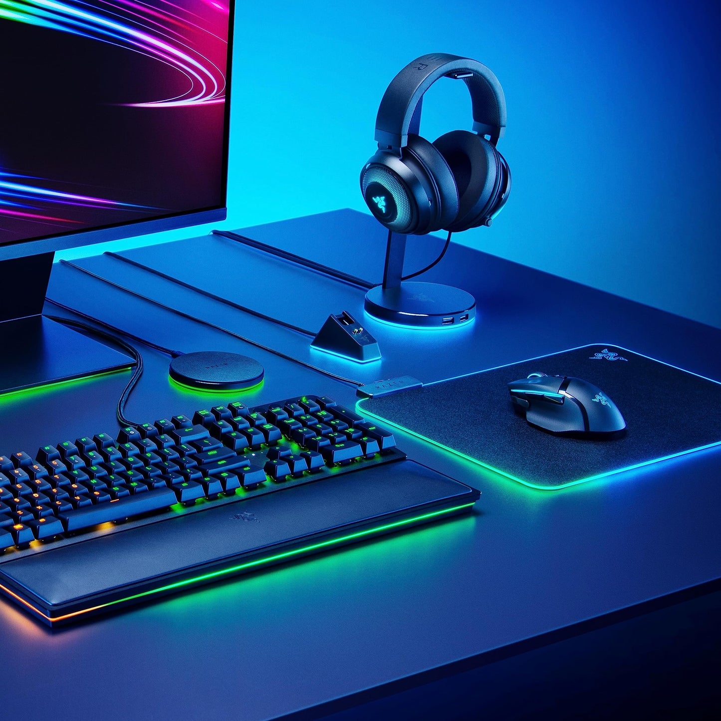 Razer Mouse Charging Dock Chroma - Magnetic Dock with RGB Lighting, Anti-Slip Feet, Classic Black, Model RC30-03050200-R3M1